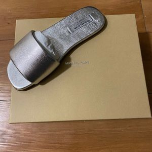 Delphine Metallic Leather Slide